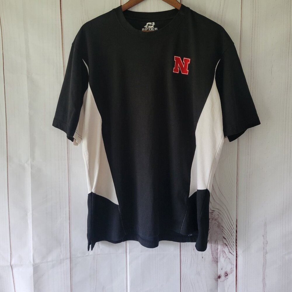 Nebraska Cornhuskers Sports T-shirt, Sz Medium, Spike Sports Performance Activew